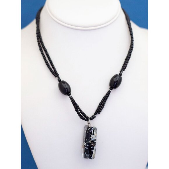 18 Inch, Vintage Black Crystal Glass Gothic Beaded Necklace - D9 - Picture 2 of 3